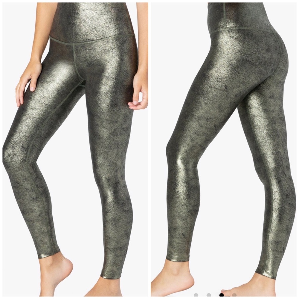 NWT Beyond Yoga Luxe H/W Midi Olive Green Foil Legging Size Small